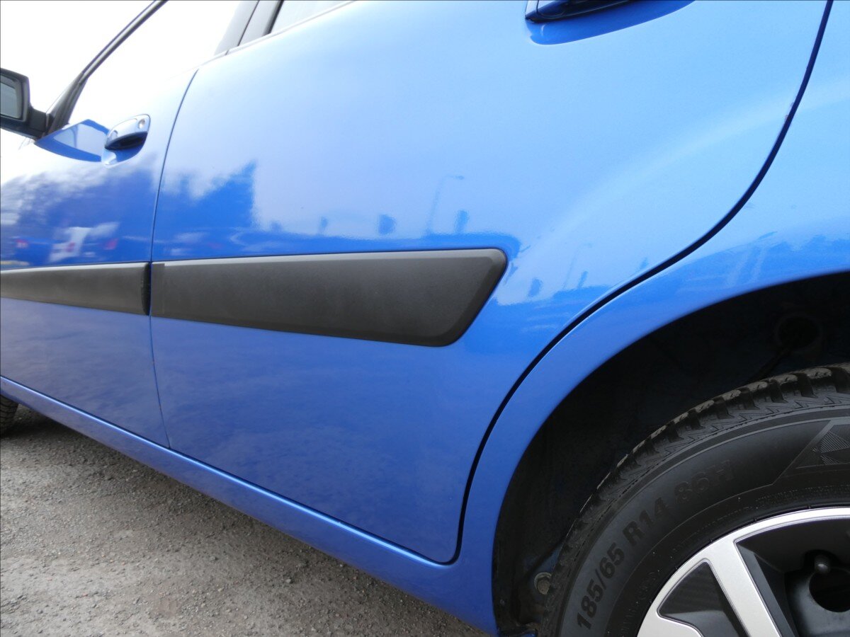 KIA Rio Hatchback 1,4 l 71 kw