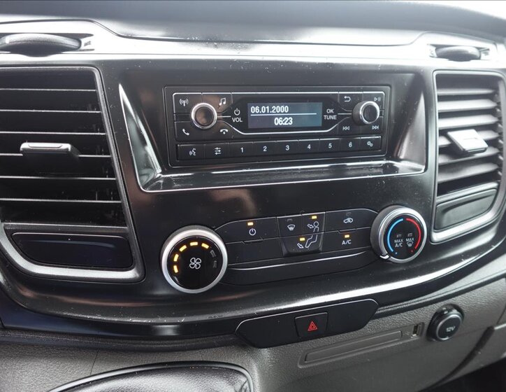 Ford Transit Custom Ostatní 2,0 l 77 kw