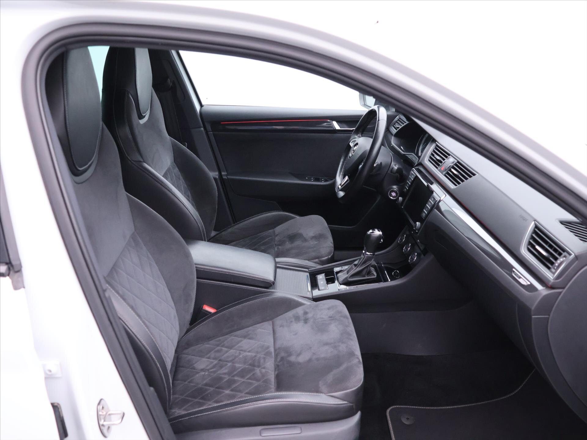 Škoda Superb Kombi 2,0 l 206 kw