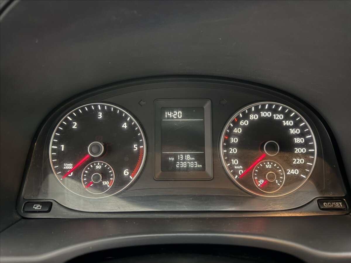 Volkswagen Caddy Skříň 1,6 l 75 kw