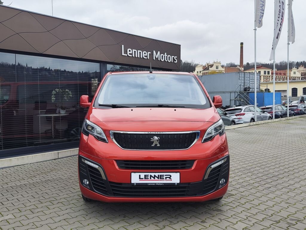 Peugeot Traveller
