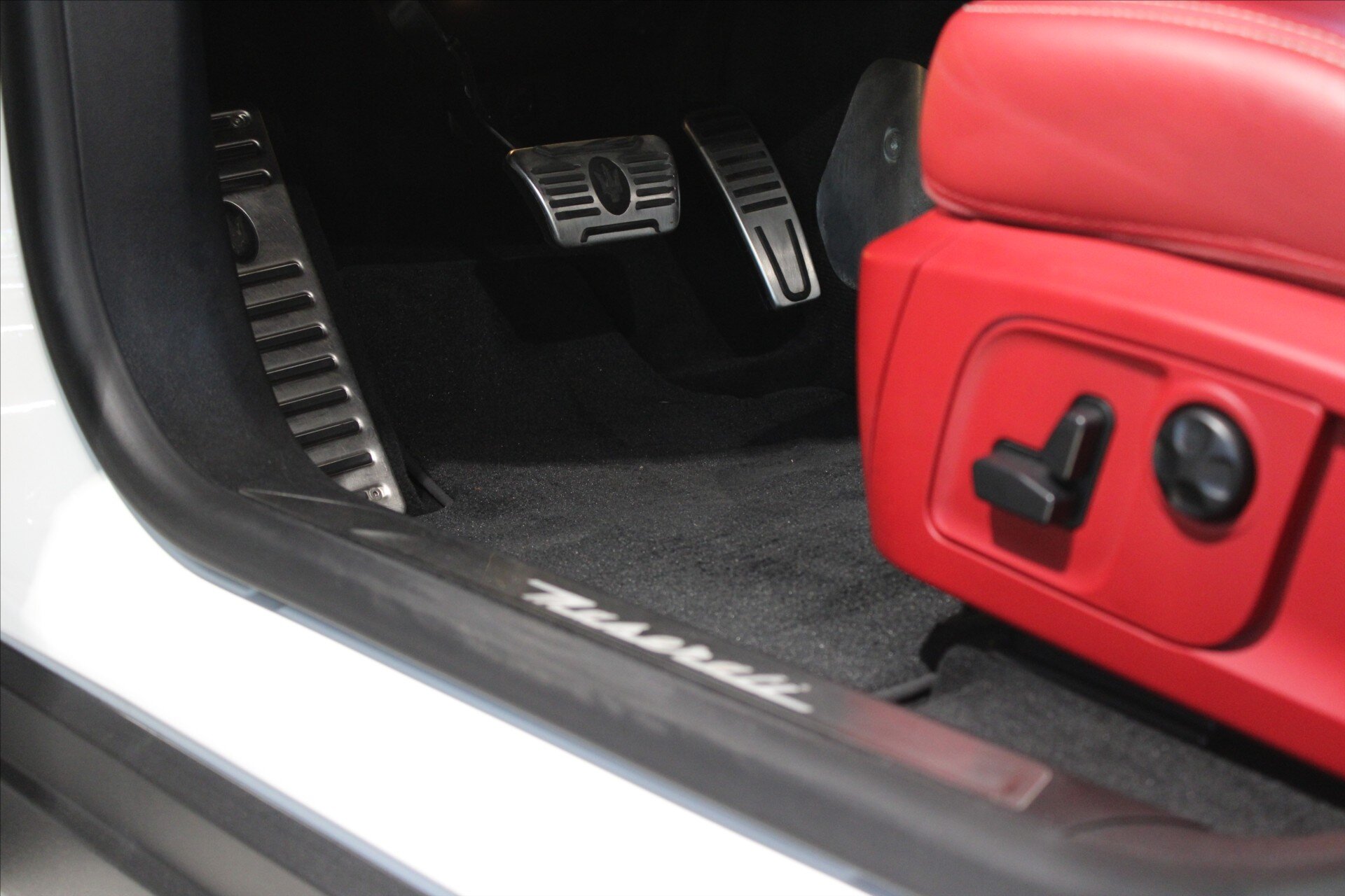 Maserati Levante SUV / Terénní 3,0 l 316 kw