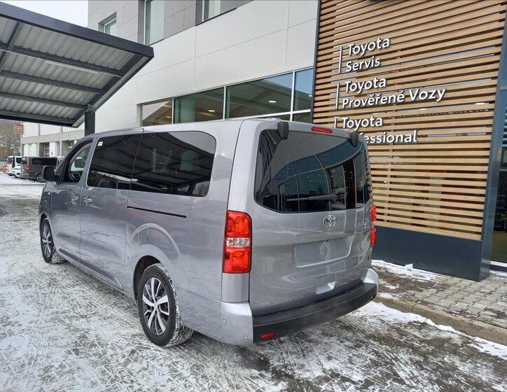 Toyota ProAce Verso MPV 2,0 l 130 kw