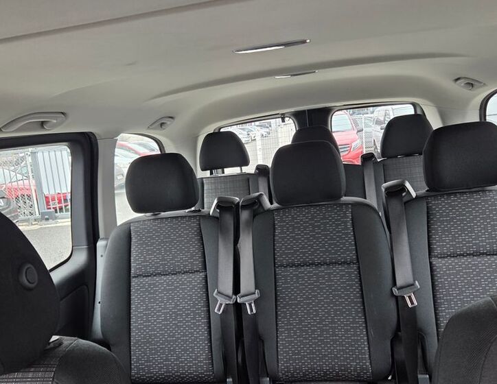Mercedes-Benz Vito 15
