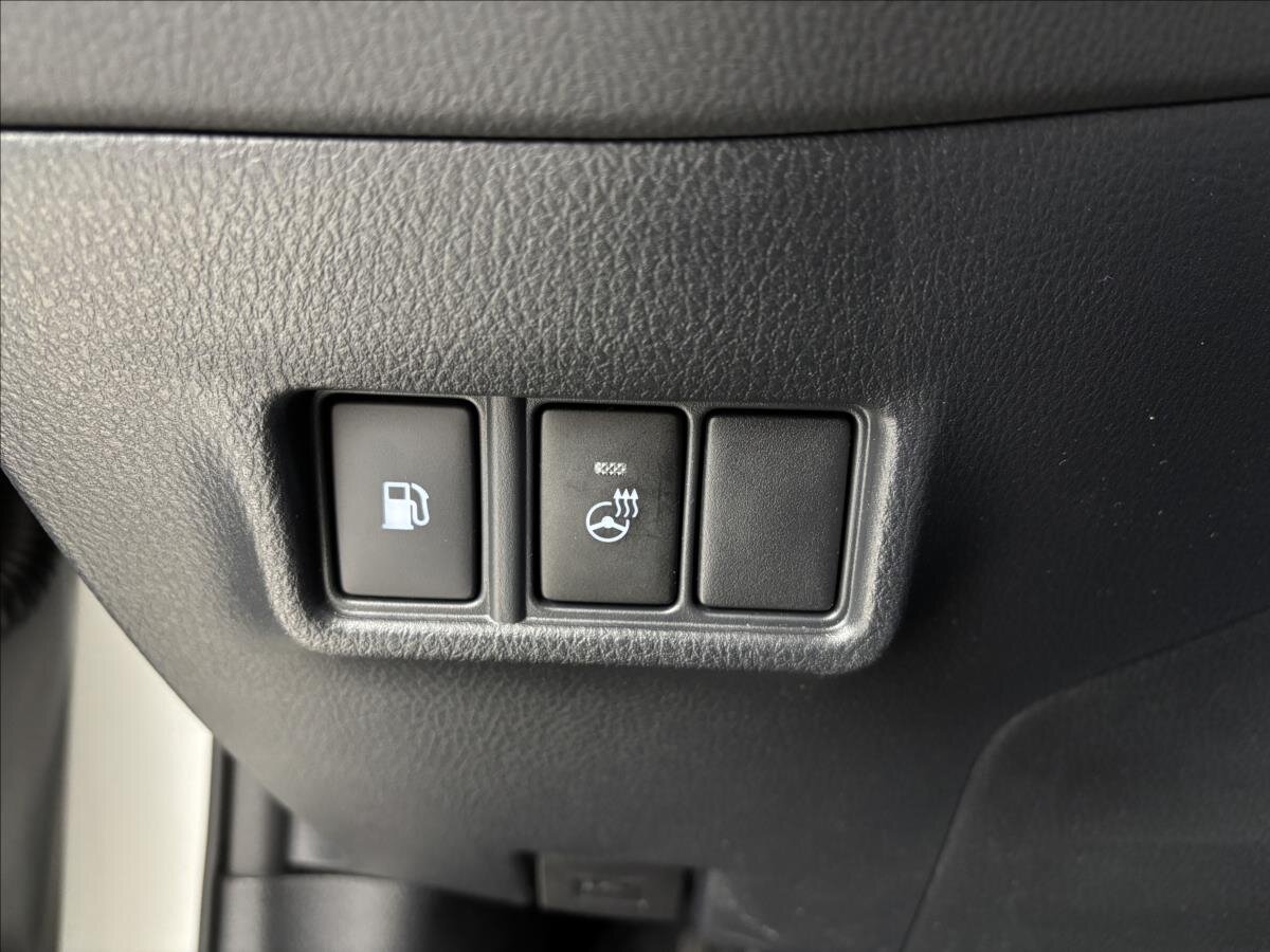 Toyota C-HR SUV 2,0 l 135 kw