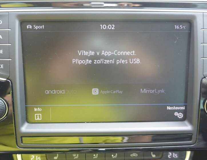 Volkswagen Passat Kombi 2,0 l 176 kw