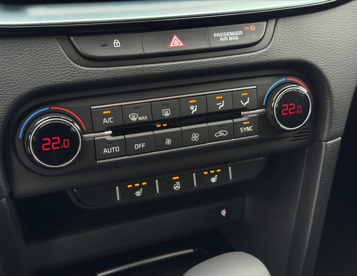 KIA XCeed CUV / Crossover 1,6 l 132 kw