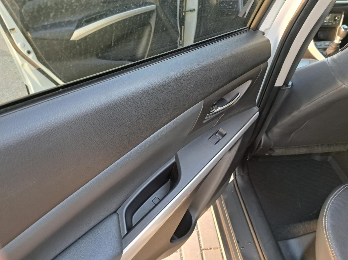 Suzuki SX4 S-Cross Hatchback 1,6 l 88 kw