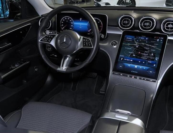 Mercedes-Benz Třídy C Kombi 2,0 l 120 kw