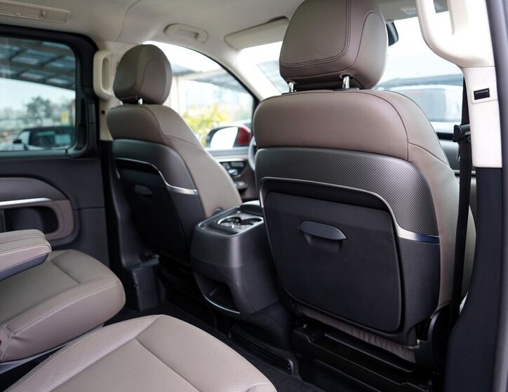 Mercedes-Benz Třídy V 29