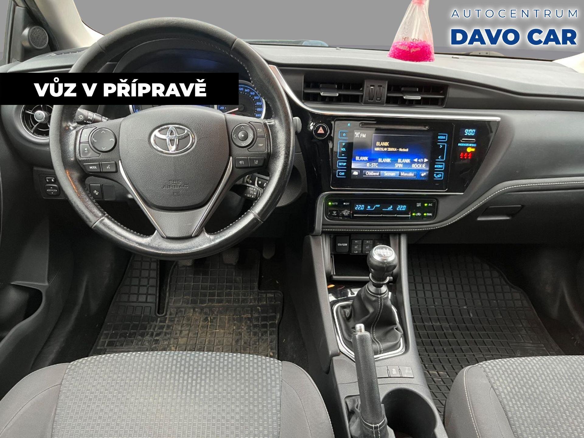 Toyota Corolla Sedan 1,6 l 97 kw