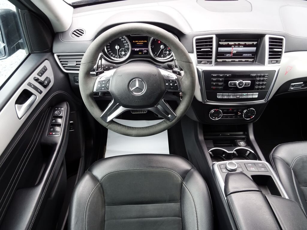 Mercedes-Benz Třídy M SUV / Terénní 3,0 l 190 kw