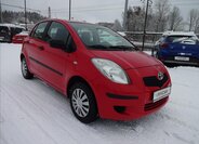 Toyota Yaris Hatchback 998,0 51 kw