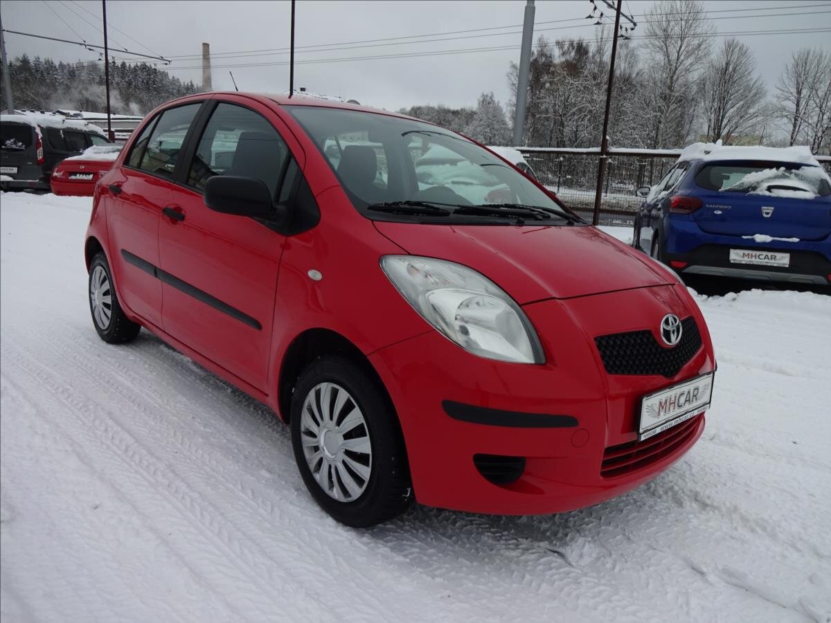 Toyota Yaris Hatchback 998,0 51 kw