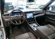 Jeep Grand Cherokee 24