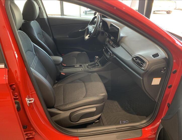 Hyundai i30 44