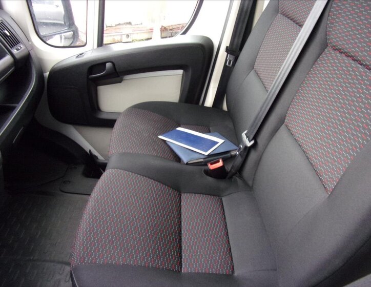 Peugeot Boxer Skříň 2,0 l 96 kw