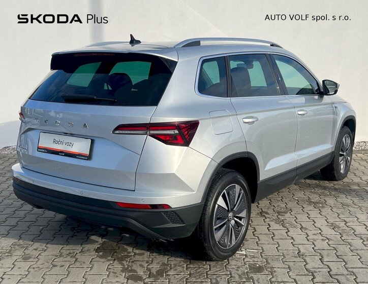 Škoda Karoq SUV 1,5 l 110 kw