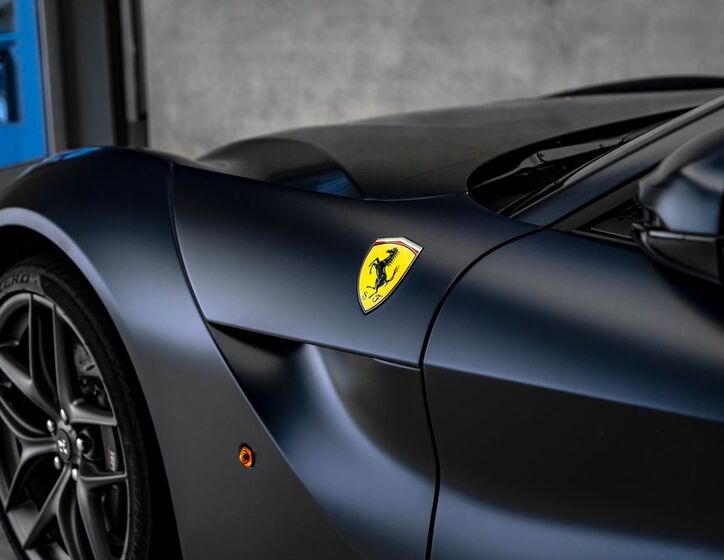 Ferrari F12 Berlinetta 11