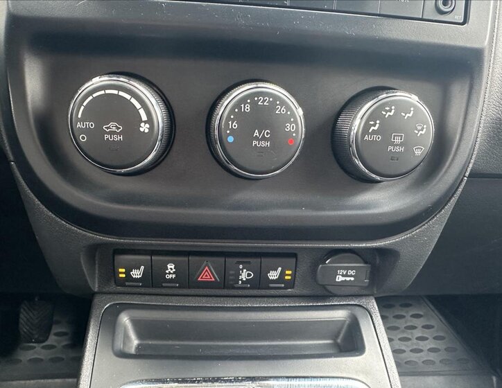 Jeep Compass SUV / Terénní 2,1 l 120 kw