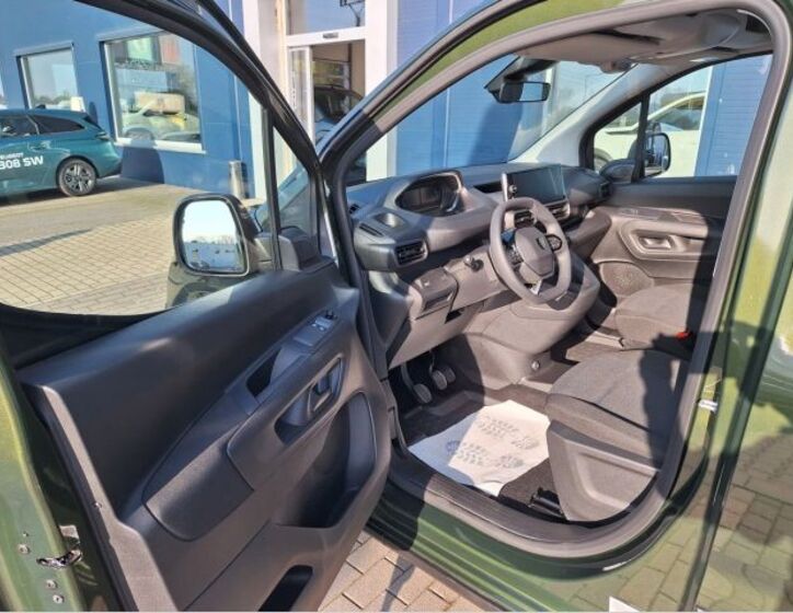 Peugeot Rifter 15