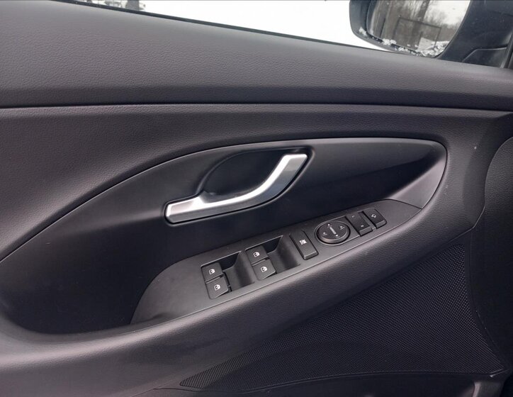 Hyundai i30 Kombi 998,0 73 kw