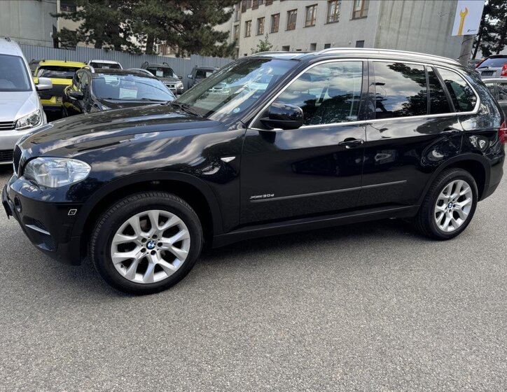 BMW X5 SUV 3,0 l 180 kw