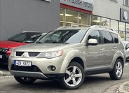 Mitsubishi Outlander SUV / Terénní 2,0 l 103 kw