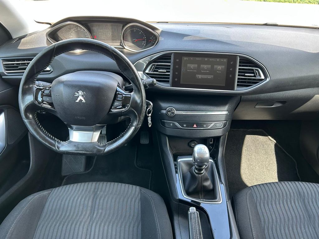 Peugeot 308