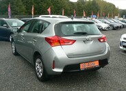 Toyota Auris 4