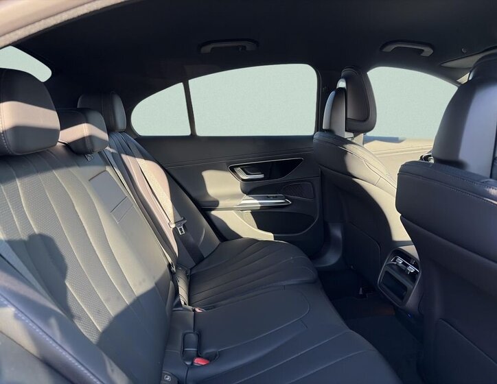 Mercedes-Benz Třídy E Sedan / Limuzína 2,0 l 225 kw