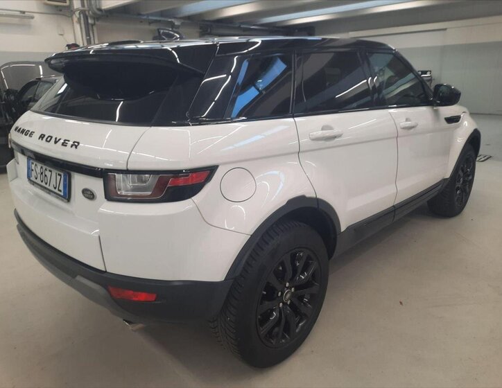 Land Rover Range Rover Evoque 3