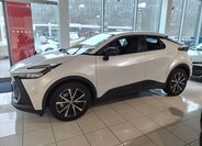 Toyota C-HR CUV / Crossover 0,0 162 kw