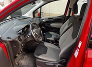 Ford Tourneo Courier 12