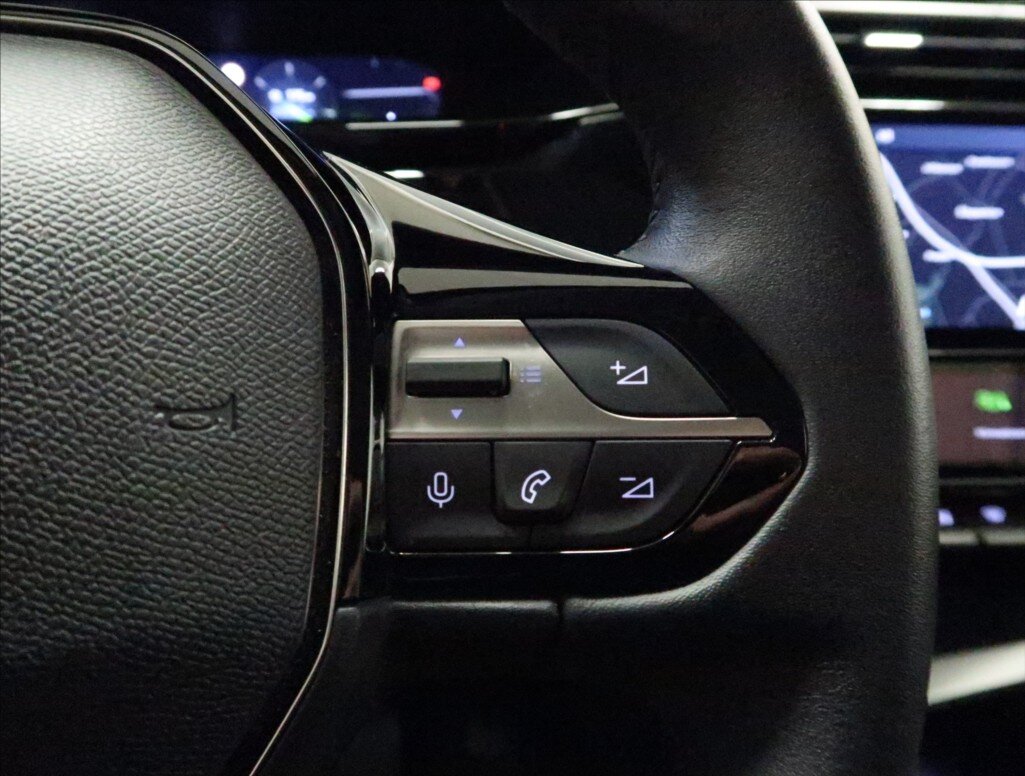 Peugeot 308 Kombi 1,2 l 96 kw