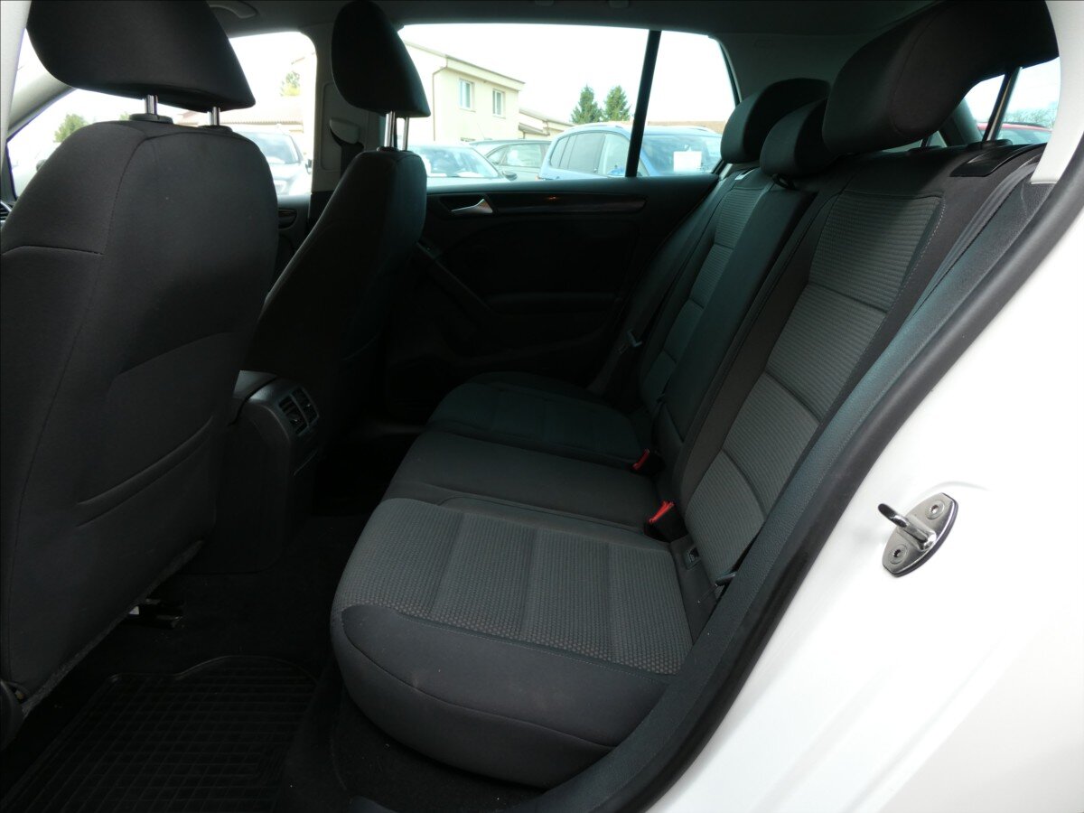 Volkswagen Golf Hatchback 1,2 l 63 kw