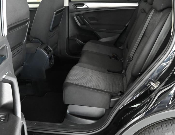 Volkswagen Tiguan Allspace 10