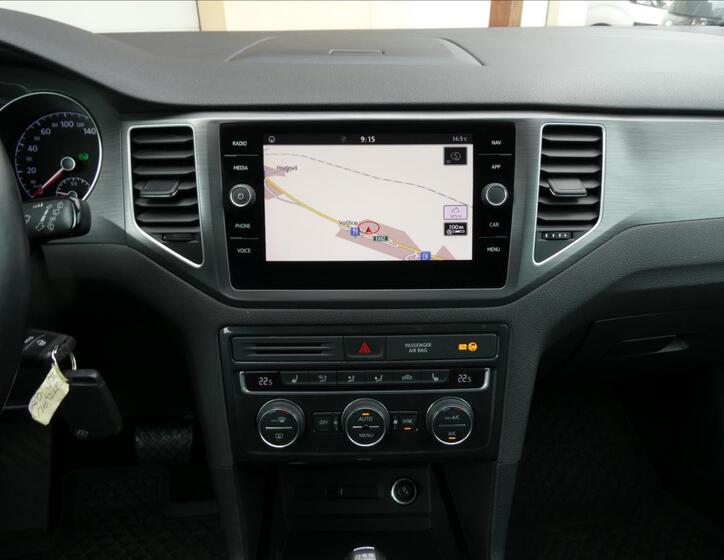 Volkswagen Golf Sportsvan 27