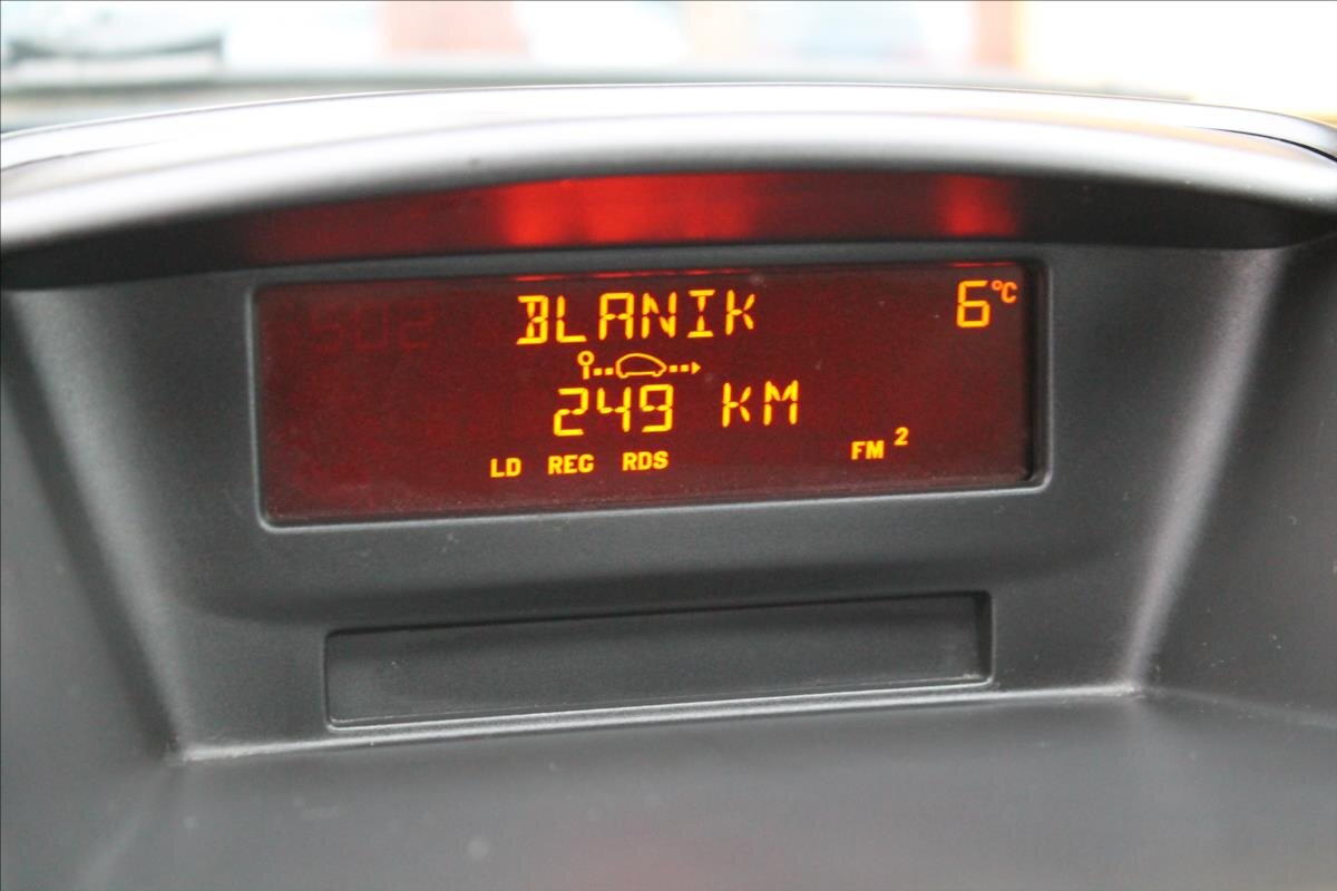 Peugeot 207 Kombi 1,4 l 54 kw