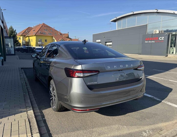 Škoda Superb 5