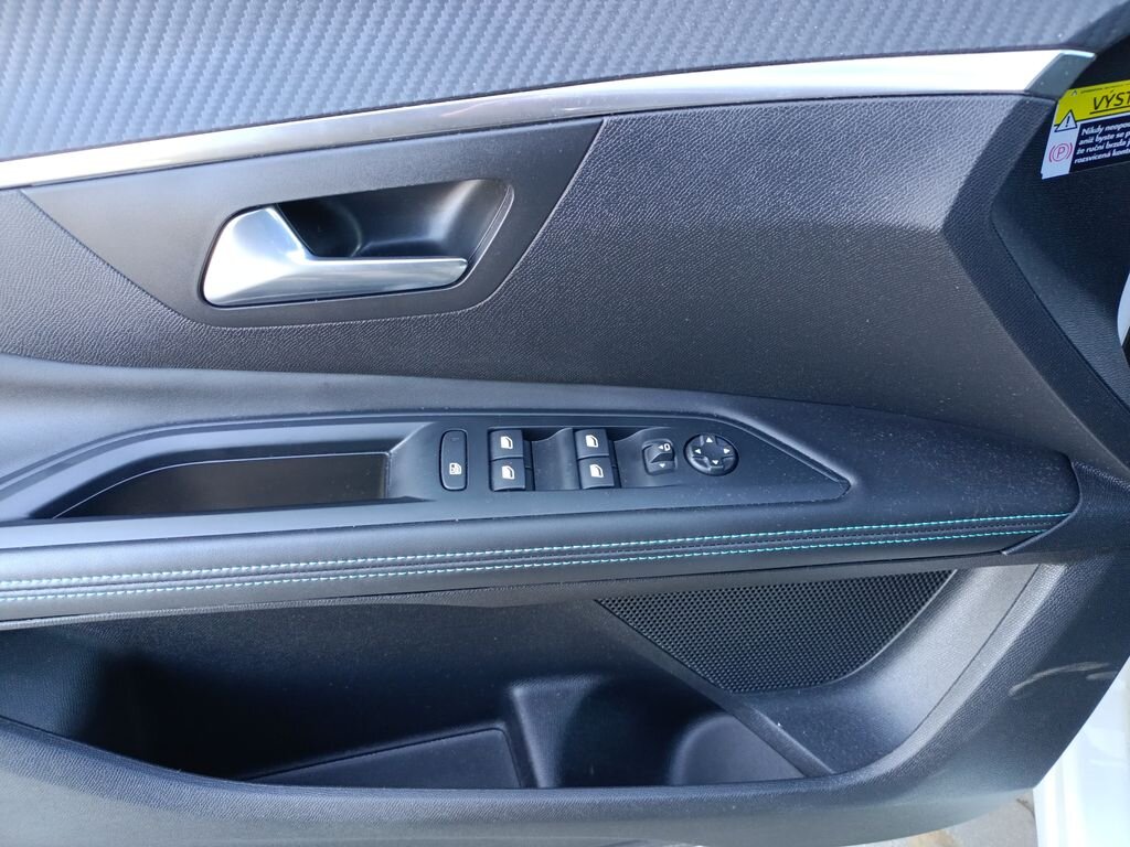 Peugeot 5008 SUV / Terénní 1,2 l 96 kw