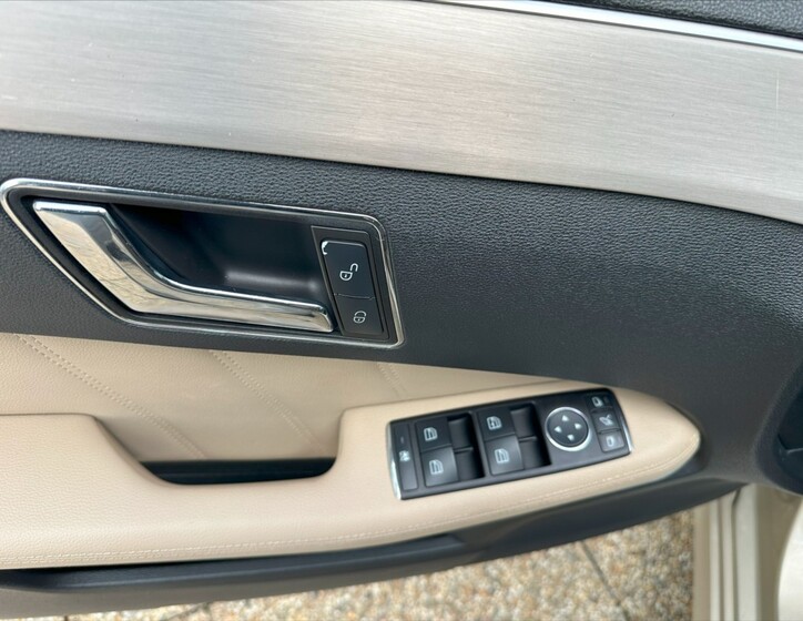 Mercedes-Benz Třídy E 20