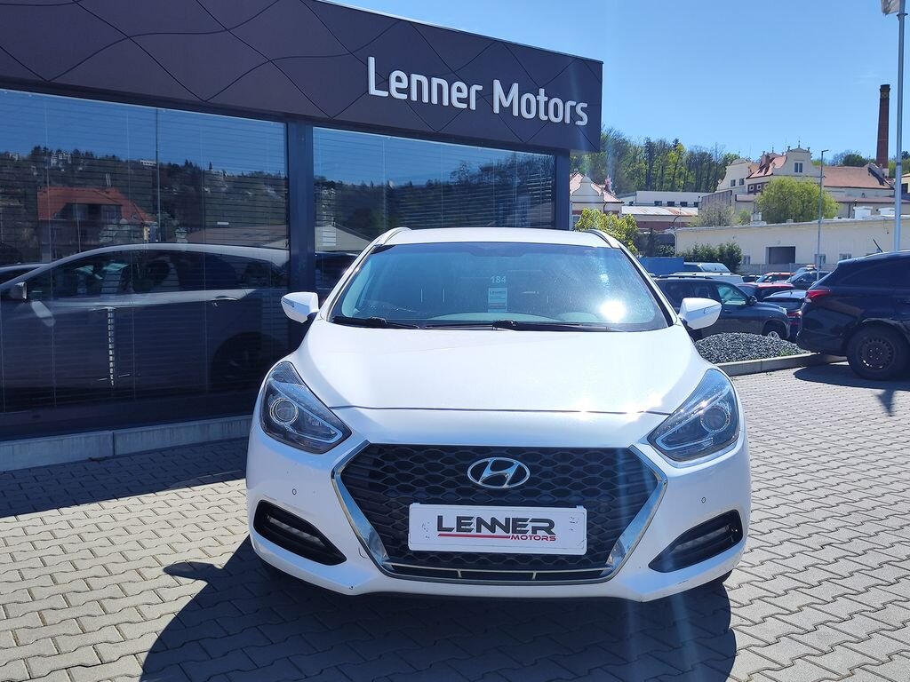 Hyundai i40 Kombi 1,6 l 100 kw