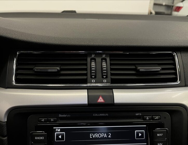 Škoda Superb Liftback 2,0 l 103 kw