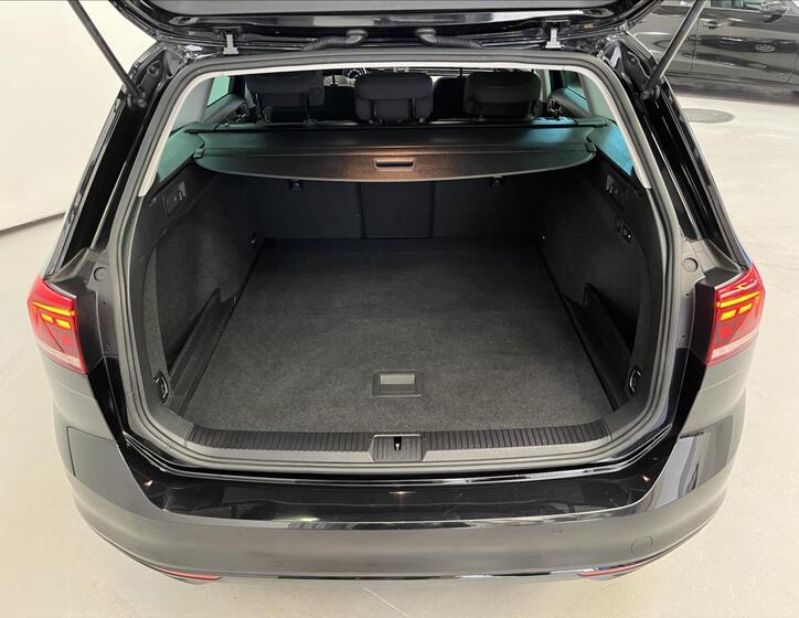 Volkswagen Passat 30