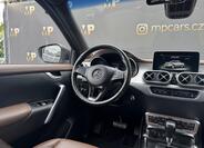 Mercedes-Benz Třídy X 12