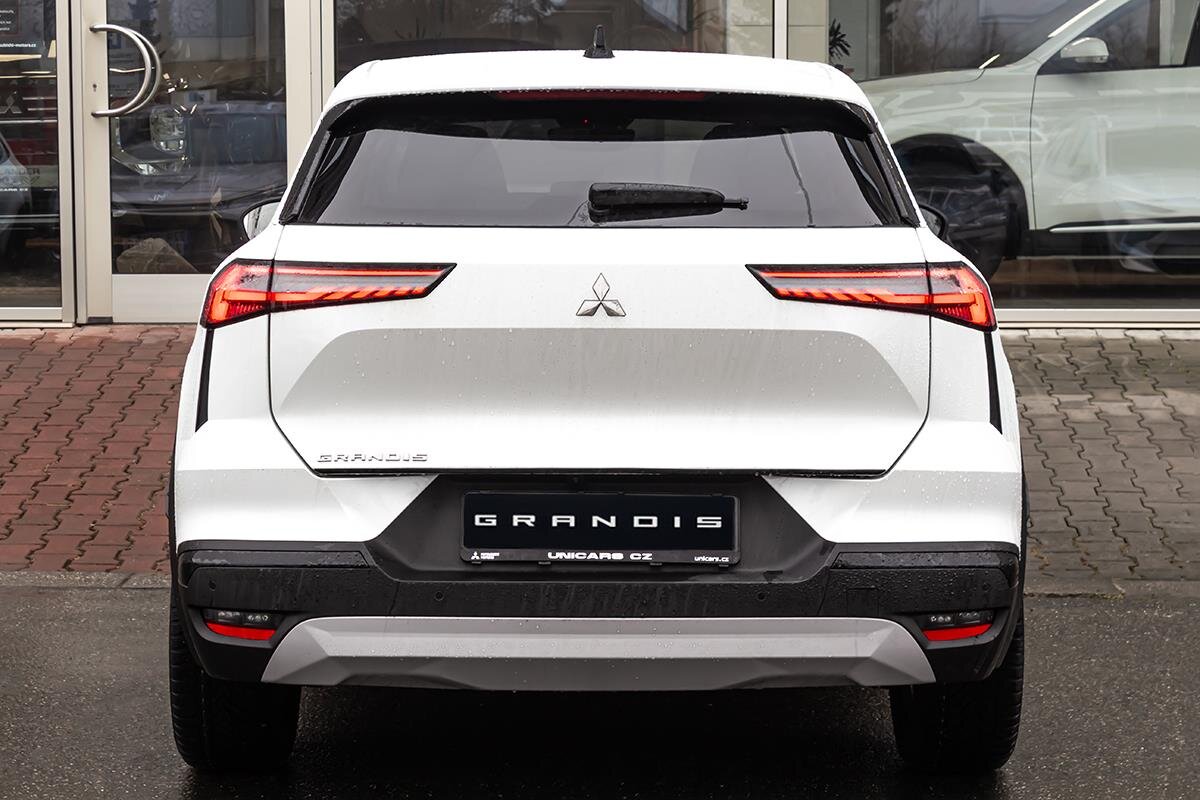 Mitsubishi Grandis SUV 1,3 l 104 kw