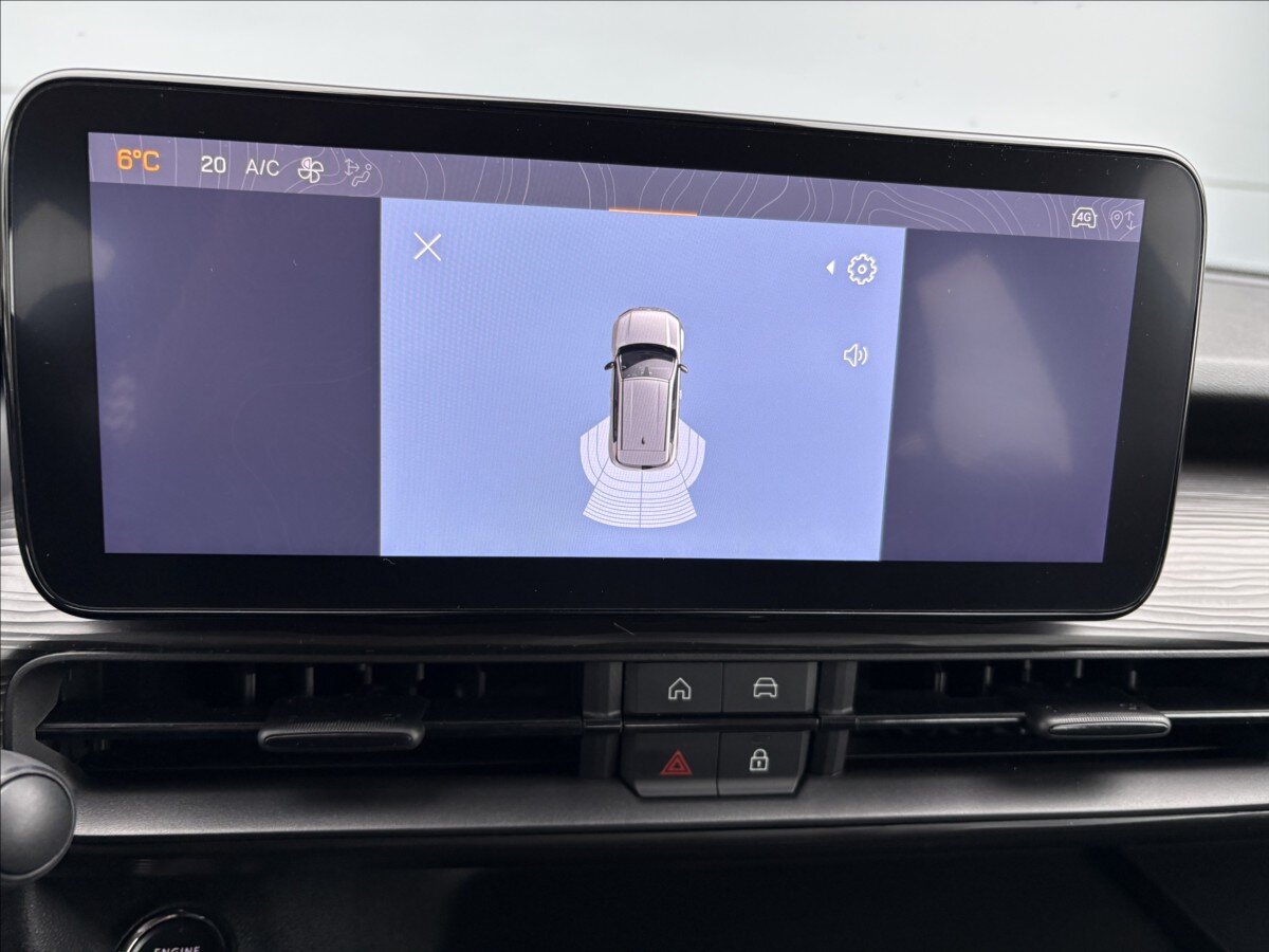 Jeep Avenger Sedan / Limuzína 1,2 l 74 kw