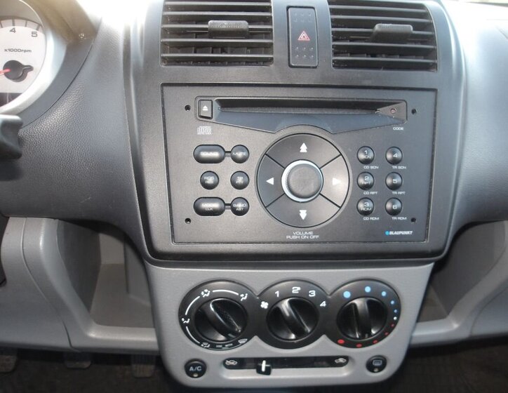 Suzuki Ignis Kombi 1,3 l 68 kw