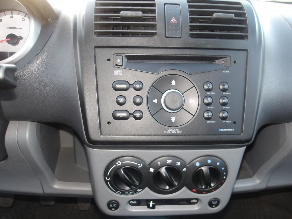 Suzuki Ignis Kombi 1,3 l 68 kw